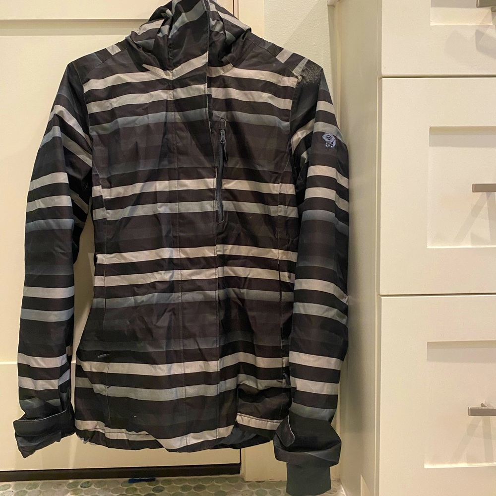 COPY - Ski coat size medium. Used twice. In great condition it was just didn’t …